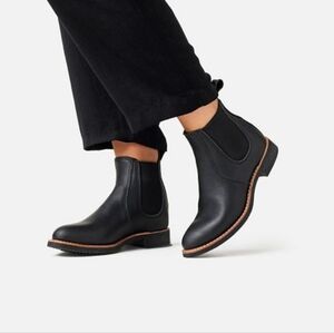 Red Wing Heritage 6" Chelsea Boot W 8.5 Black